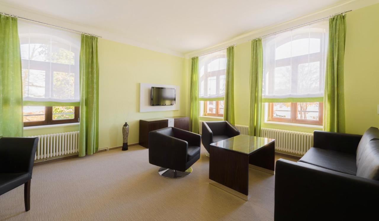 Hotel Am Tiefwarensee Dış mekan fotoğraf