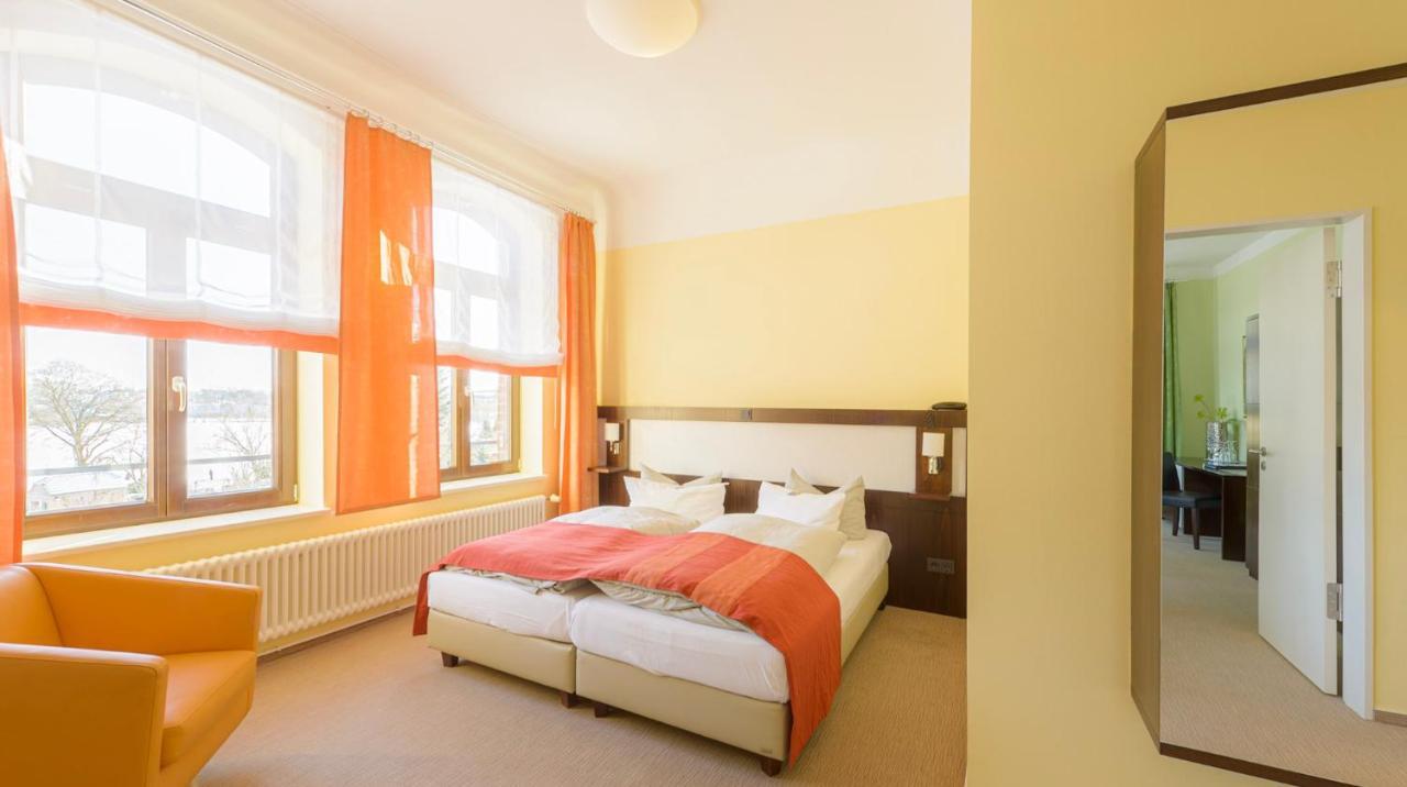 Hotel Am Tiefwarensee Dış mekan fotoğraf