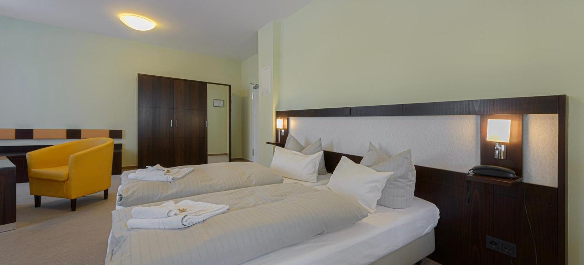 Hotel Am Tiefwarensee Dış mekan fotoğraf