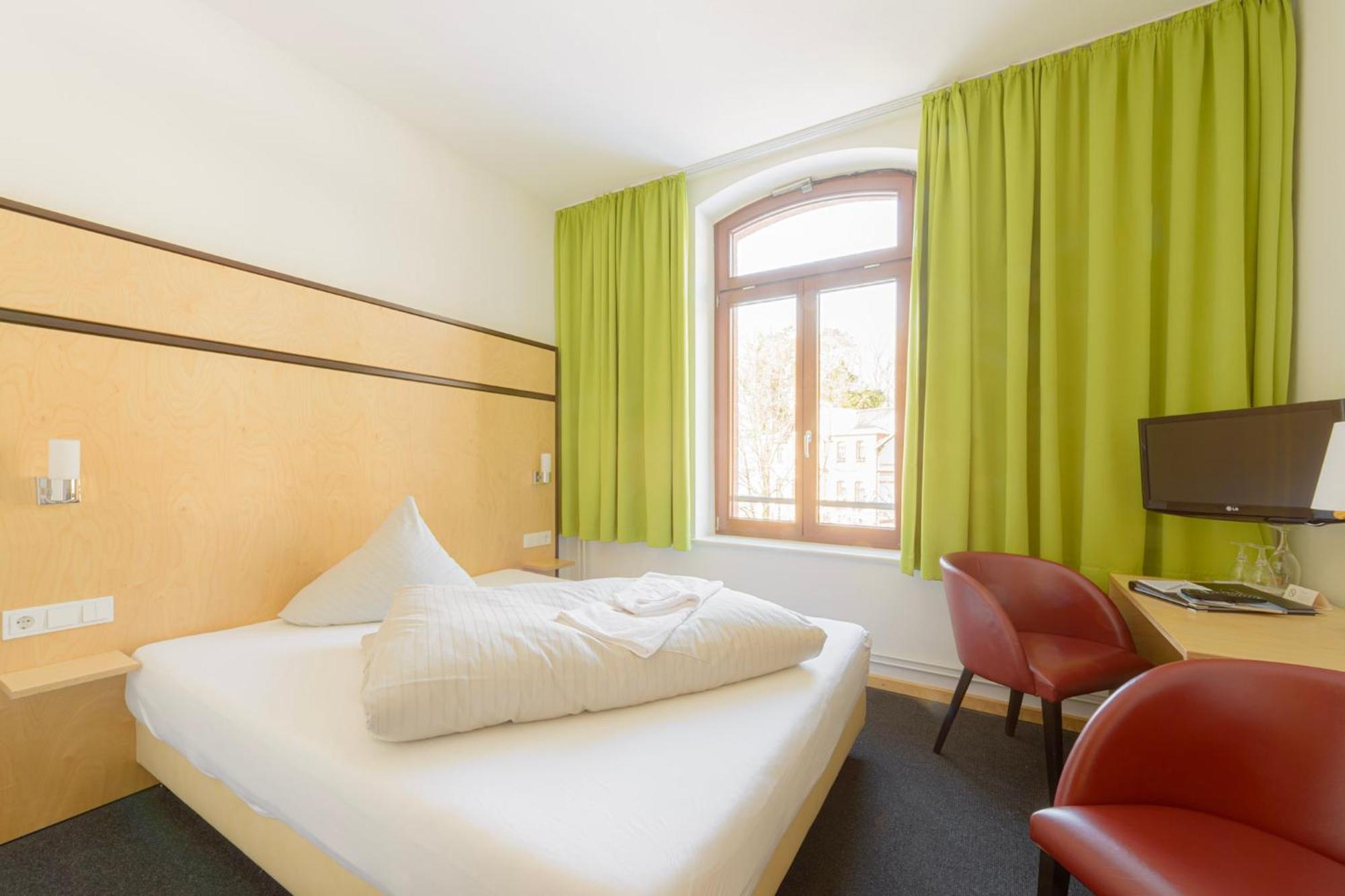 Hotel Am Tiefwarensee Dış mekan fotoğraf
